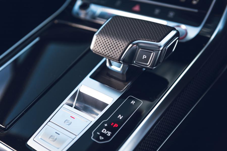 Детали интерьера Audi SQ7 TDI (4M) 2019 года  (UK) (фото 35 из 46)